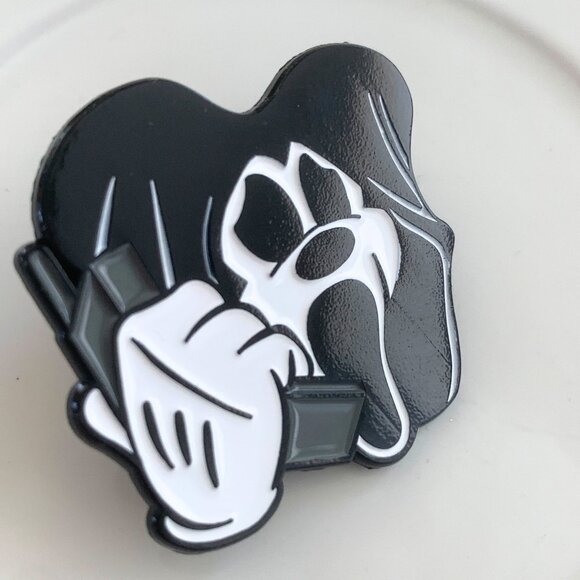 Mouse Ghost Horror Disney Halloween Scream Movie Enamel Pin Retro Goth - Picture 3 of 5